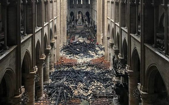 Reanudan obras de Notre Dame con más medidas de seguridad